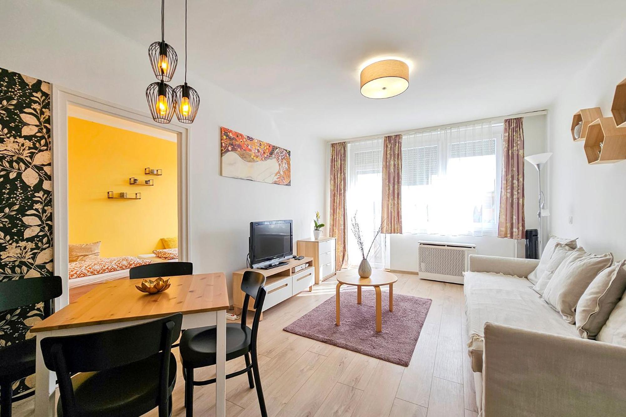 Market Apartman Σόπρον Εξωτερικό φωτογραφία